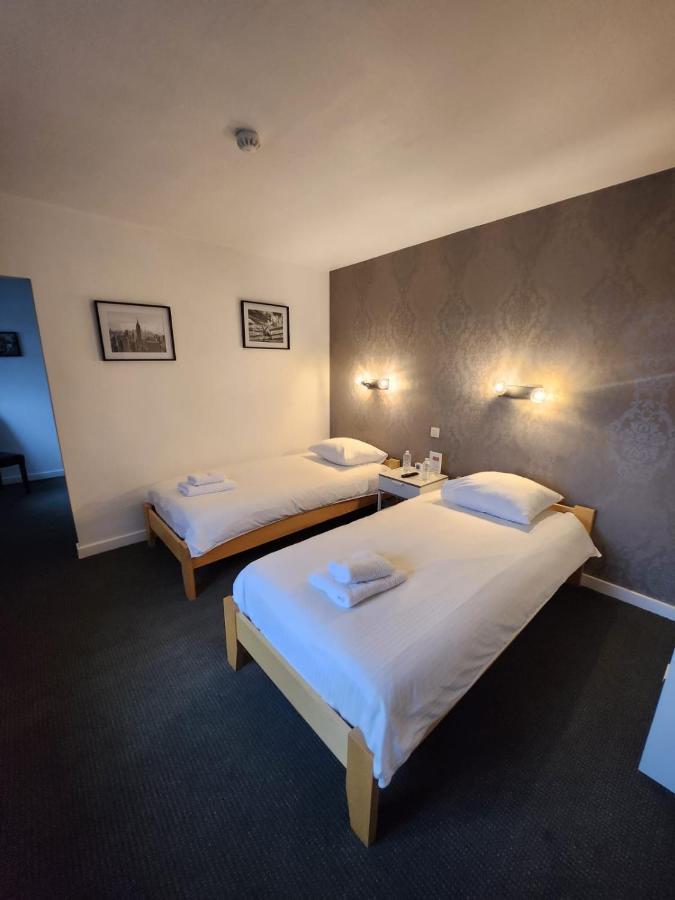 Hotel Francorchamps Pitlane Lodge מראה חיצוני תמונה