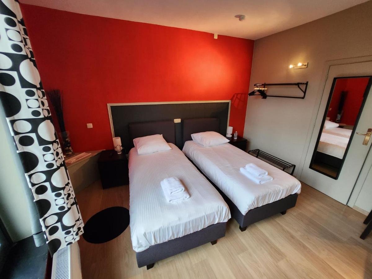 Hotel Francorchamps Pitlane Lodge מראה חיצוני תמונה